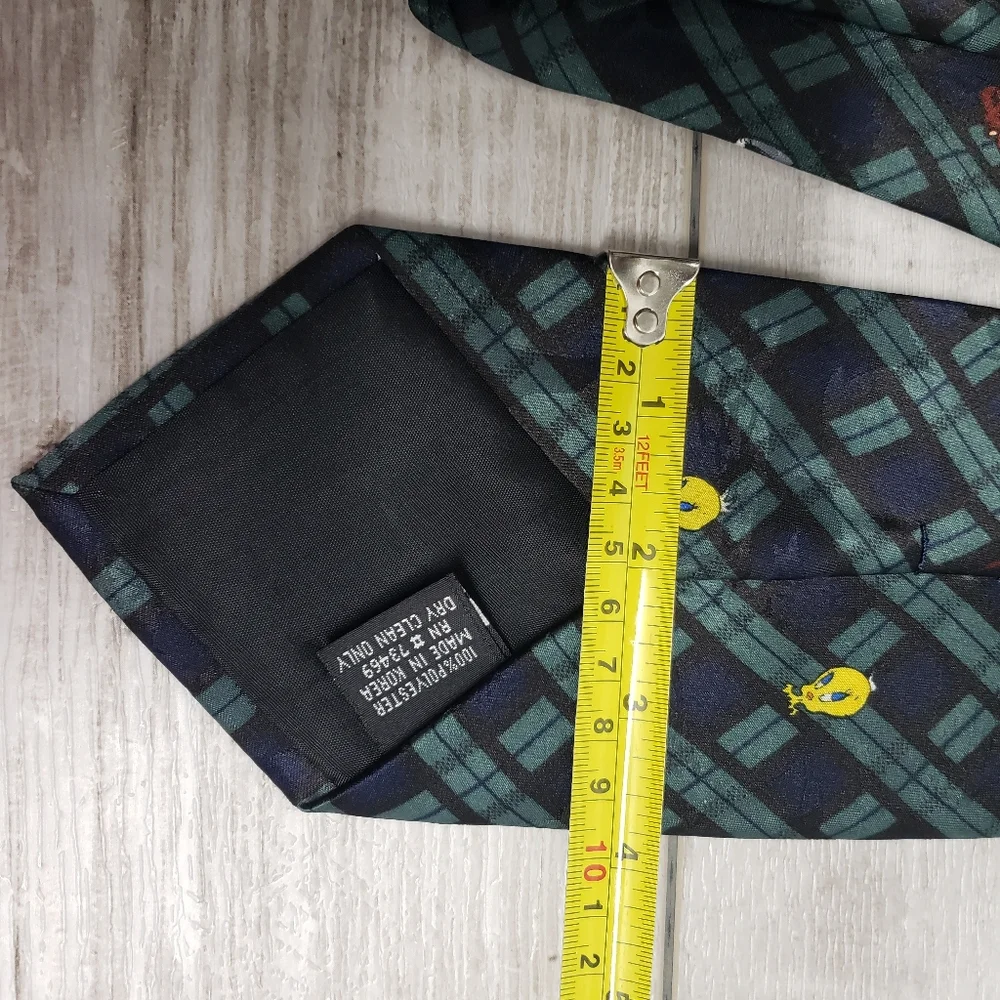 Vgt. Looney Tunes Mania Cartoons Necktie Tie Green Blue Plaid Check Bugs Bunny